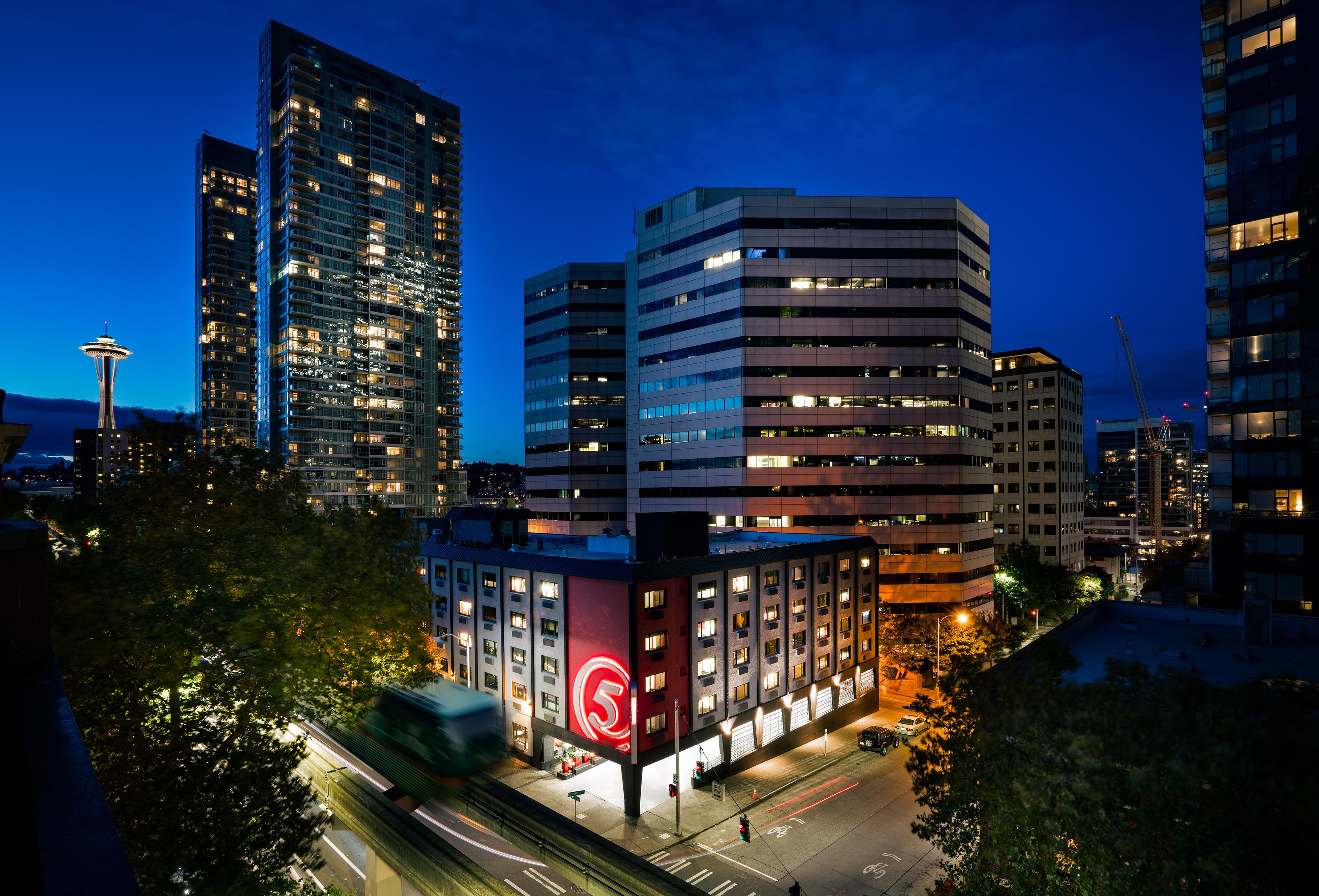 Staypineapple, Hotel Five, Downtown Seattle Buitenkant foto